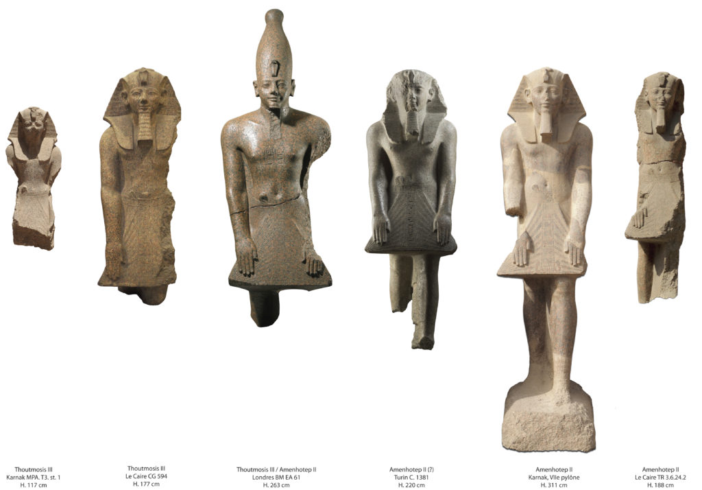 Statues de Thoutmosis III et Amenhotep II debout, en position de prière. Granit. Karnak.