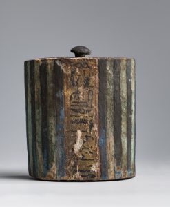Shabti-box lid of Djehutyhotep (Turin Cat. 2443). H. 4 cm, l. 9 cm, w. 8.4 cm. Photo by Nicola Dell’Aquila/Museo Egizio.
